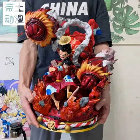 FIGURA LUFFY