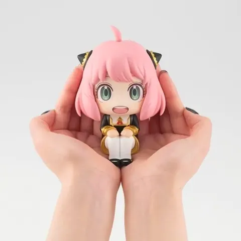 FIGURA ANYA