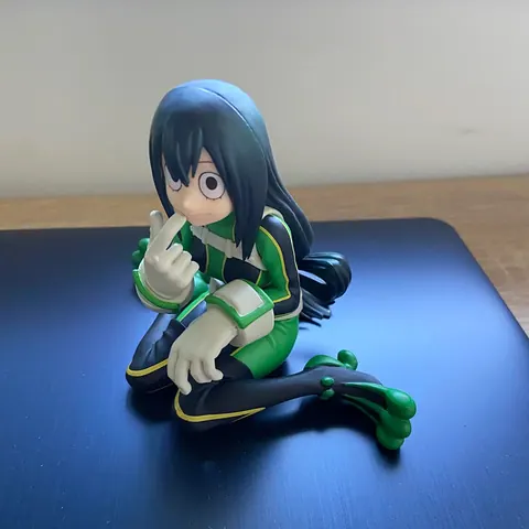 FIGURA TSUYU