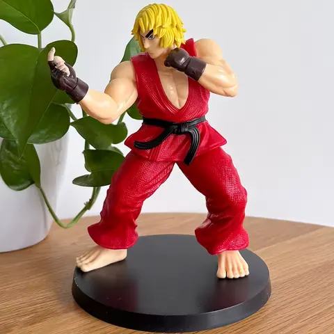FIGURA KEN