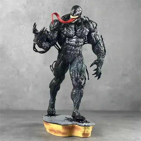 FIGURA VENOM